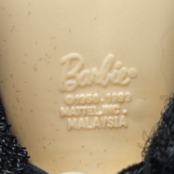 Vintage Barbie Doll 1958/1993? Reproduction Barbie Doll Black Evening Dress - Picture 5 of 7